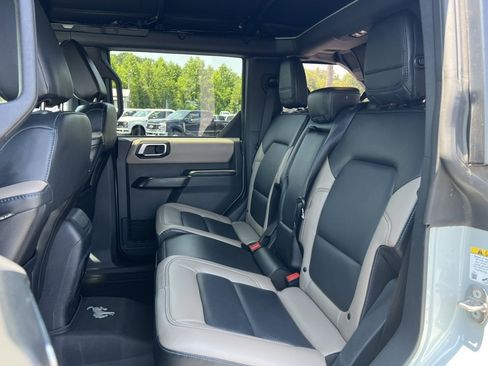 Certified 2024 Ford Bronco Wildtrak image 15