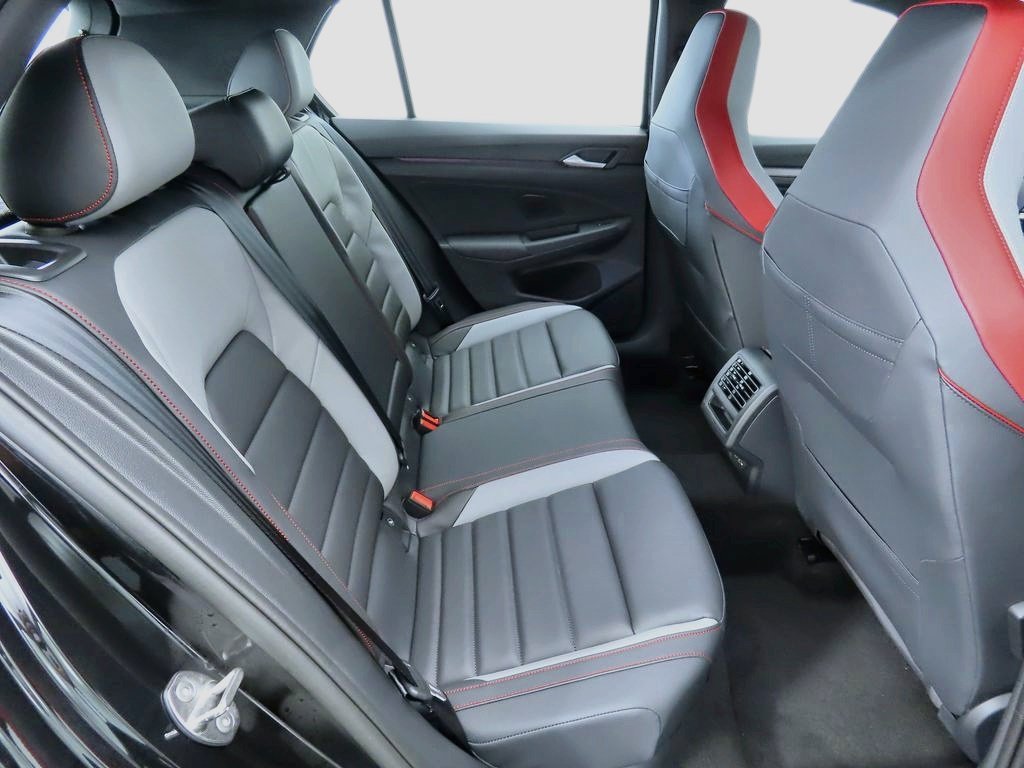 New 2026 Volkswagen GTI SE FWD image 22