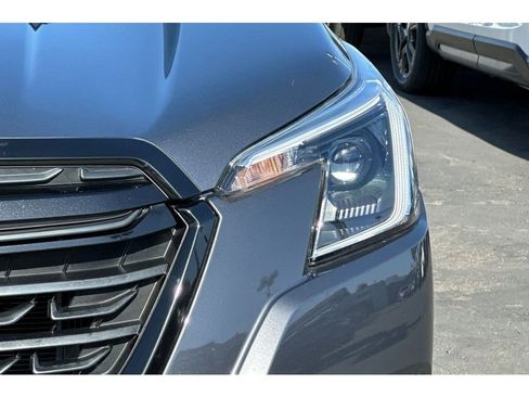 Used 2024 Subaru Forester Limited image 18
