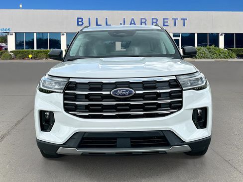 New 2026 Ford Explorer Active w/ Active Comfort Package RWD image 2