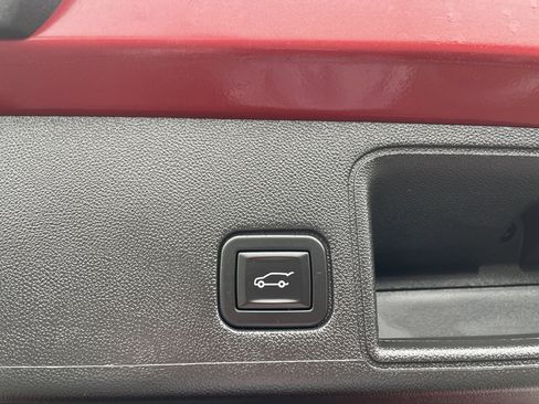 Certified 2023 GMC Terrain AT4 image 28