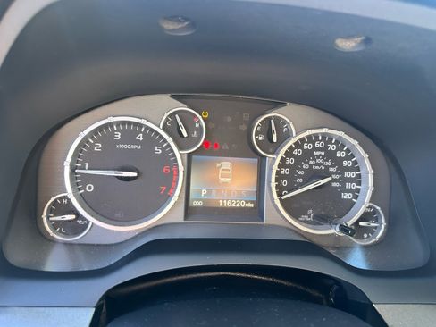 Used 2014 Toyota Tundra SR5 image 18