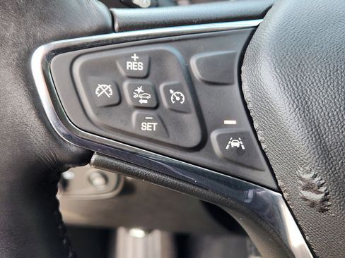 Used 2020 Chevrolet Equinox Premier image 28