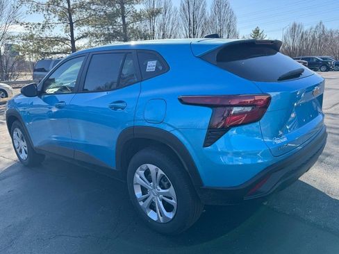 New 2026 Chevrolet Trax LS w/ Driver Confidence Package image 31