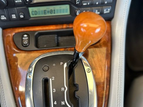 Used 2003 Jaguar XK8 Convertible image 26