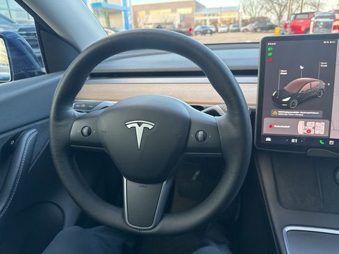 Used 2021 Tesla Model Y Long Range image 49