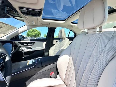 New 2026 Mercedes-Benz E 350 4MATIC Sedan image 29