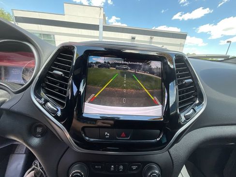 Used 2020 Jeep Cherokee High Altitude AWD/4WD image 18