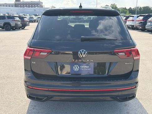 Certified 2023 Volkswagen Tiguan SE R-Line AWD/4WD image 5