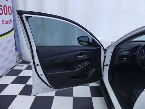 Used 2024 Honda Accord EX-L image 24