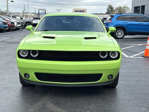 Used 2023 Dodge Challenger SXT w/ Blacktop Package image 10