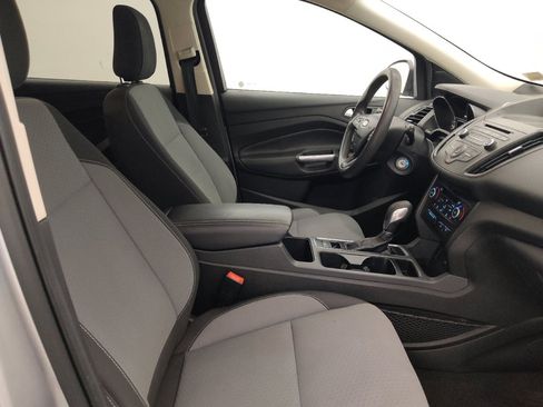 Used 2018 Ford Escape SE image 21