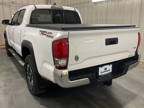 Used 2016 Toyota Tacoma TRD Off-Road w/ Towing Package RWD image 20