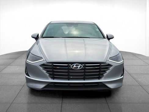 Used 2023 Hyundai Sonata SE FWD image 2