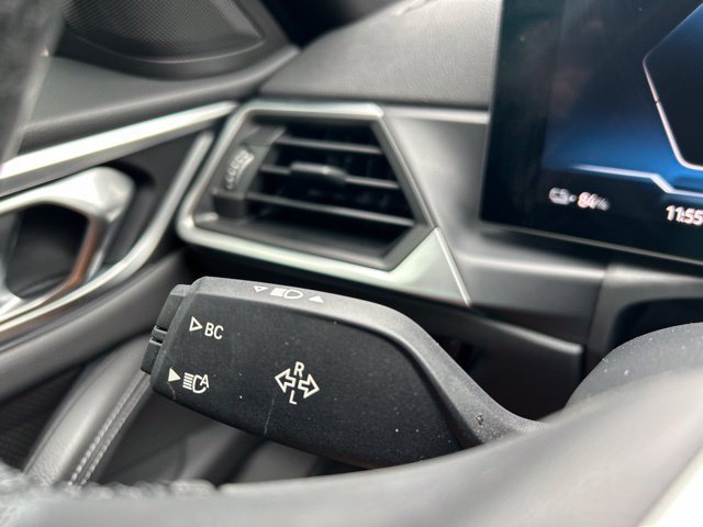 Used 2023 BMW i4 eDrive40 RWD image 25