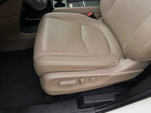 Used 2019 Honda Odyssey Elite image 11