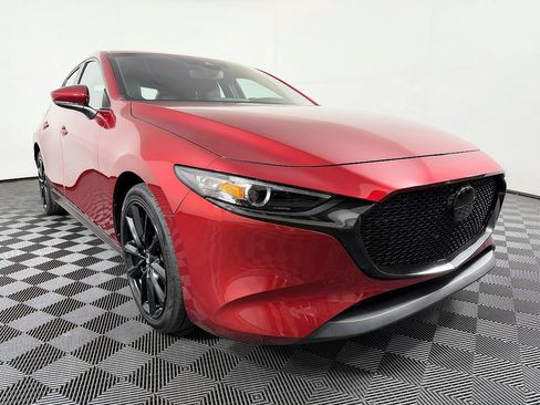 Used 2021 MAZDA MAZDA3 s FWD image 5