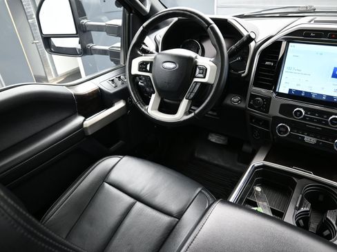Used 2022 Ford F250 Lariat w/ Tremor Off-Road Package image 23