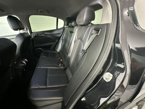 Used 2019 Alfa Romeo Stelvio AWD image 23