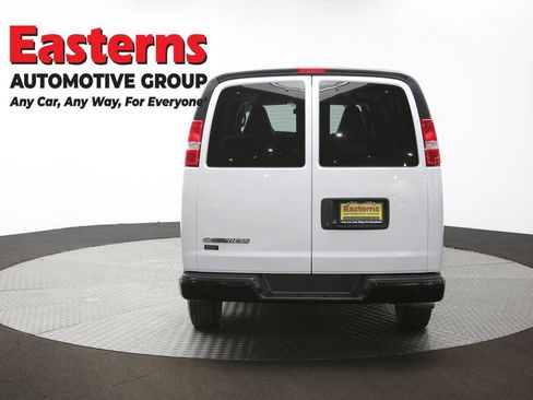 Used 2023 Chevrolet Express 3500 LS RWD image 33