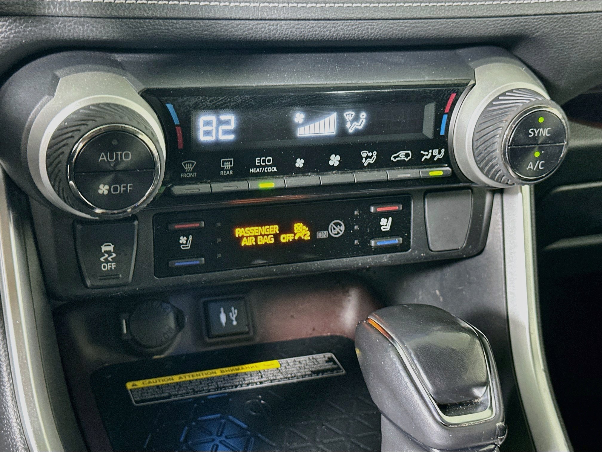 Used 2019 Toyota RAV4 Limited AWD/4WD image 24