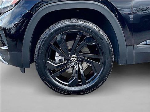Used 2023 Volkswagen Atlas SE FWD image 10