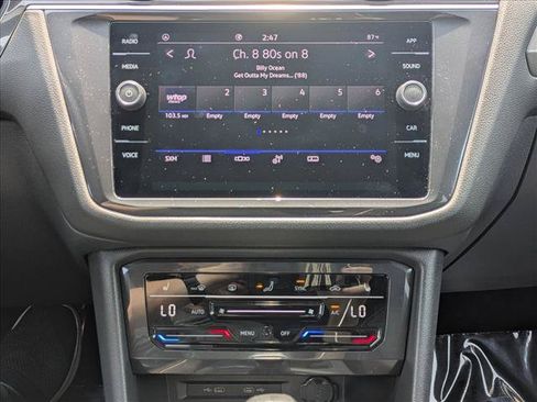 Used 2022 Volkswagen Tiguan SE R-Line FWD image 14
