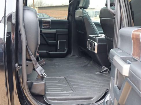 Used 2016 Ford F150 Platinum w/ Equipment Group 701A Luxury image 31