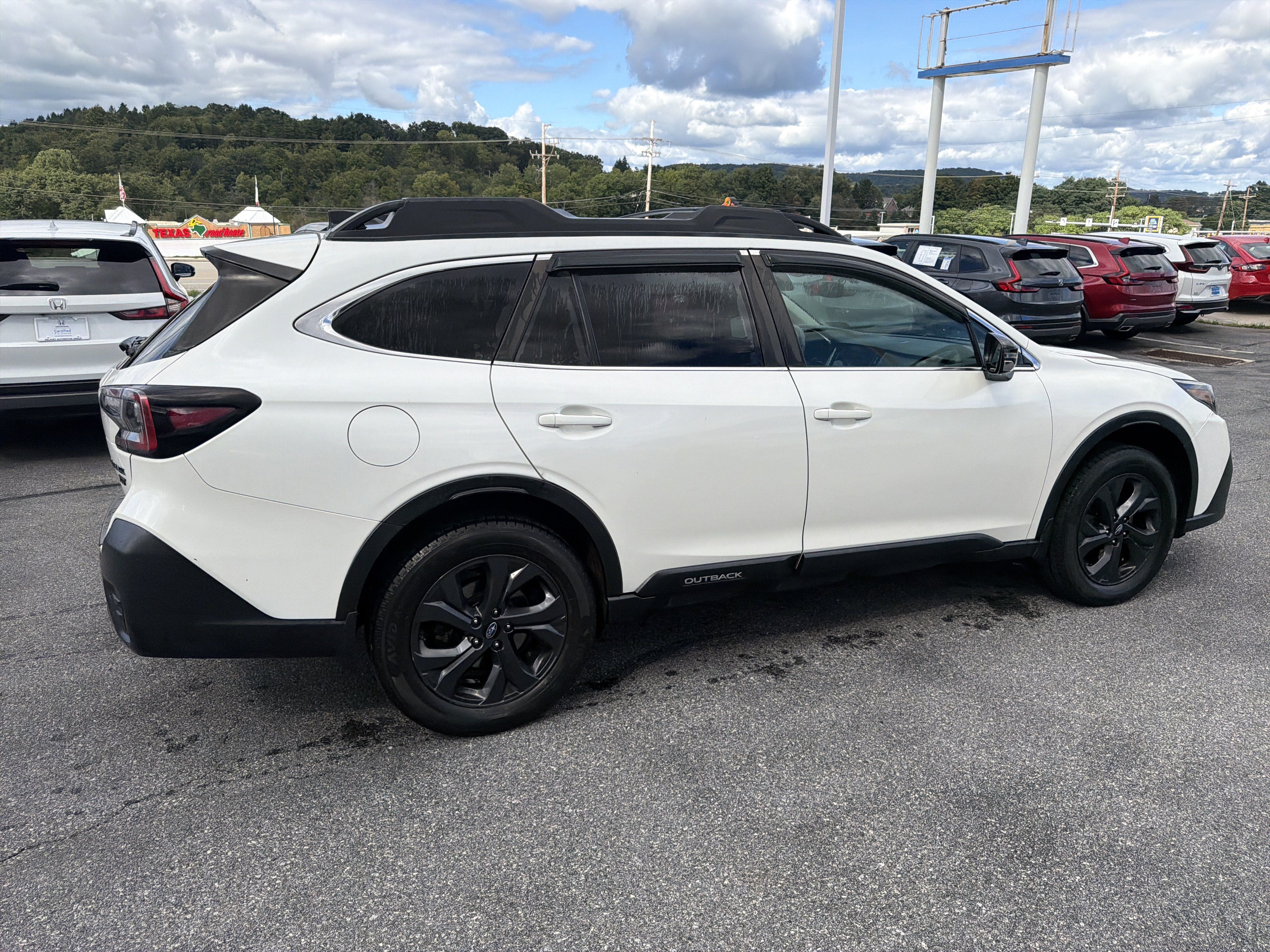 Used 2021 Subaru Outback Onyx Edition XT w/ Popular Package #2 AWD/4WD image 4
