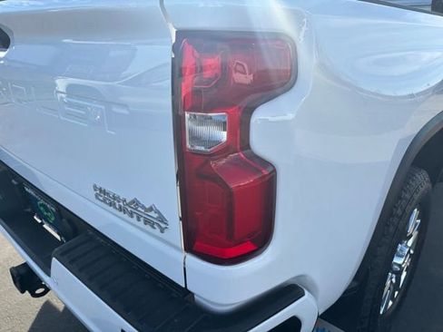 Used 2024 Chevrolet Silverado 3500 High Country w/ High Country Premium Package image 29
