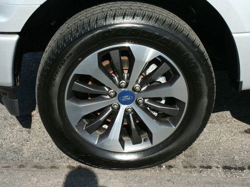 Used 2019 Ford F150 XL w/ Equipment Group 101A Mid image 7