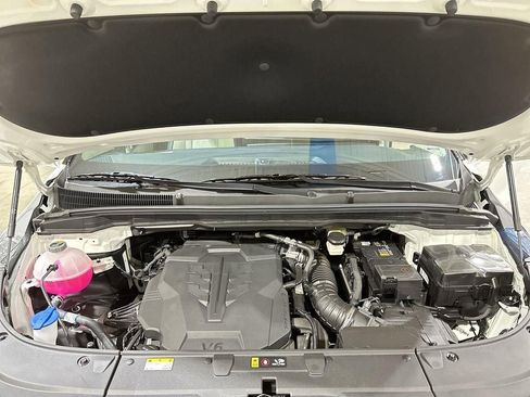 New 2026 Kia Carnival EX image 18