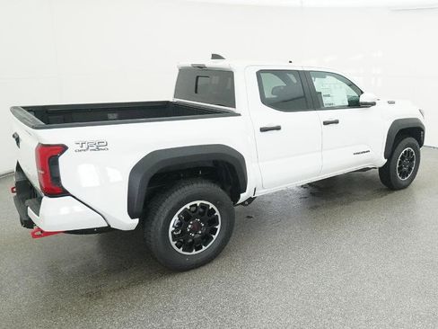 Certified 2025 Toyota Tacoma TRD Off-Road w/ TRD Off Road Upgrade Package image 22