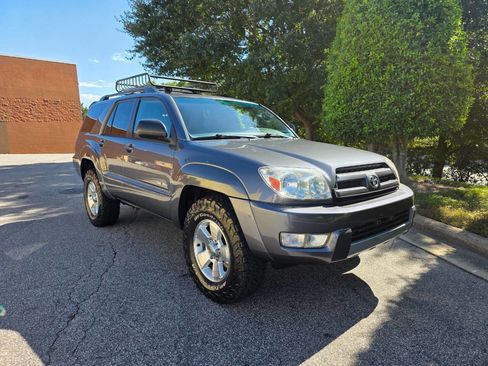 Used 2003 Toyota 4Runner SR5 image 7