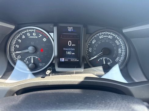 Used 2021 Toyota Tacoma TRD Sport w/ TRD Premium Sport Package image 27