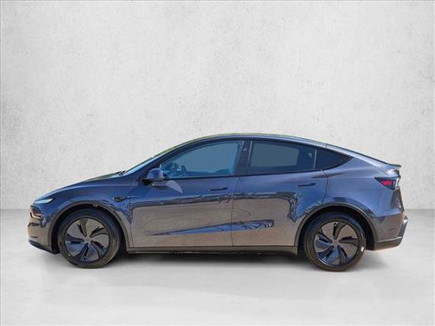 Used 2026 Tesla Model Y Long Range AWD/4WD image 9