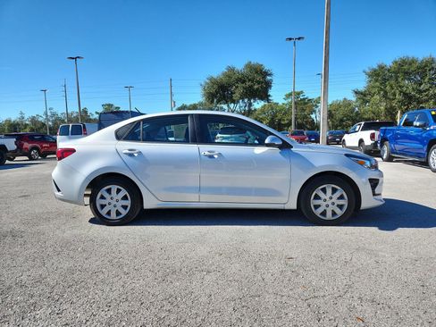 Used 2023 Kia Rio LX image 2