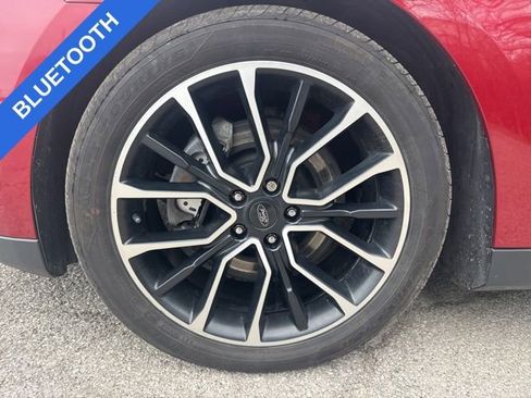 Used 2018 Ford Taurus SHO w/ Driver Assist Package AWD/4WD image 9