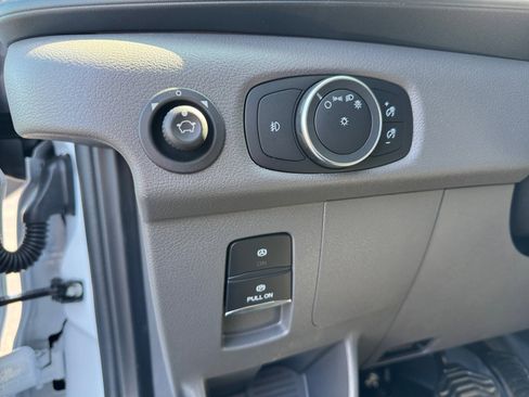 New 2025 Ford Transit 250 148 Medium Roof Extended AWD image 31