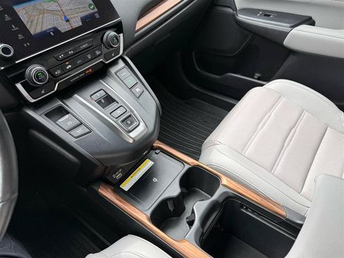 Used 2022 Honda CR-V Touring image 9