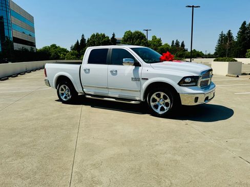 Used 2017 RAM 1500 Laramie w/ Convenience Group image 3