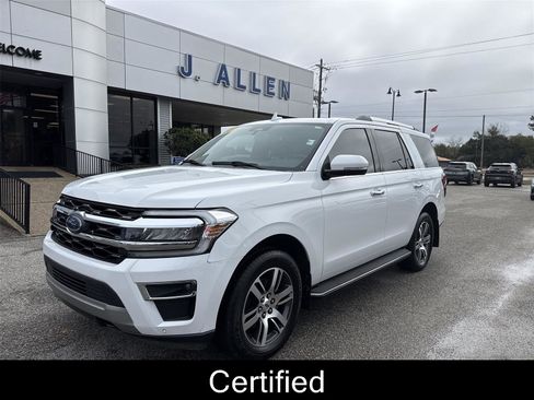 Certified 2022 Ford Expedition Limited image 1