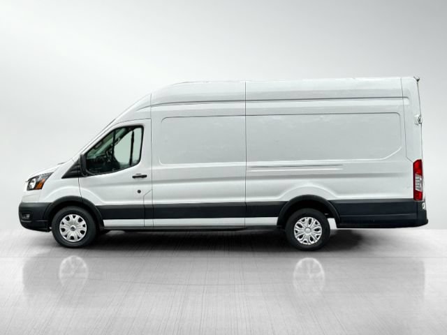 Used 2022 Ford E-Transit 148 High Roof Extended RWD image 7