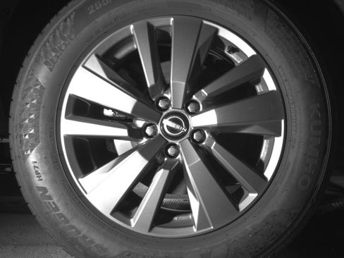 Used 2025 Nissan Pathfinder SV image 15