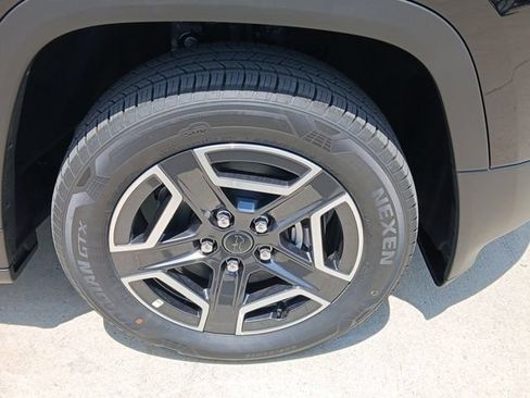New 2026 Jeep Cherokee Limited AWD/4WD image 29