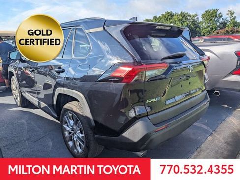 Used 2023 Toyota RAV4 XLE Premium FWD image 4