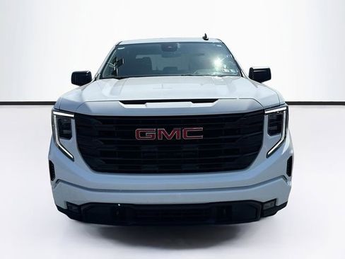 Used 2024 GMC Sierra 1500 Elevation AWD/4WD image 3