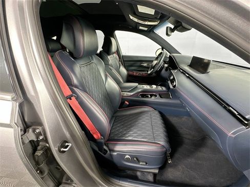 Used 2022 Genesis GV70 3.5T Sport w/ Sport Advanced Package image 31