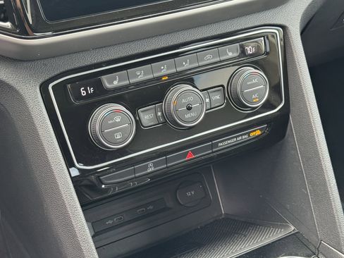 Certified 2022 Volkswagen Atlas SE w/ Panoramic Sunroof Package image 27