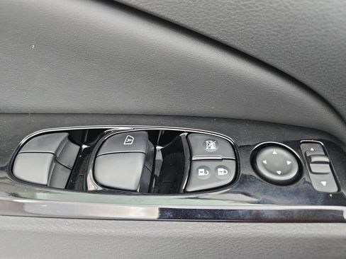 New 2025 Nissan Altima 2.5 SR image 26